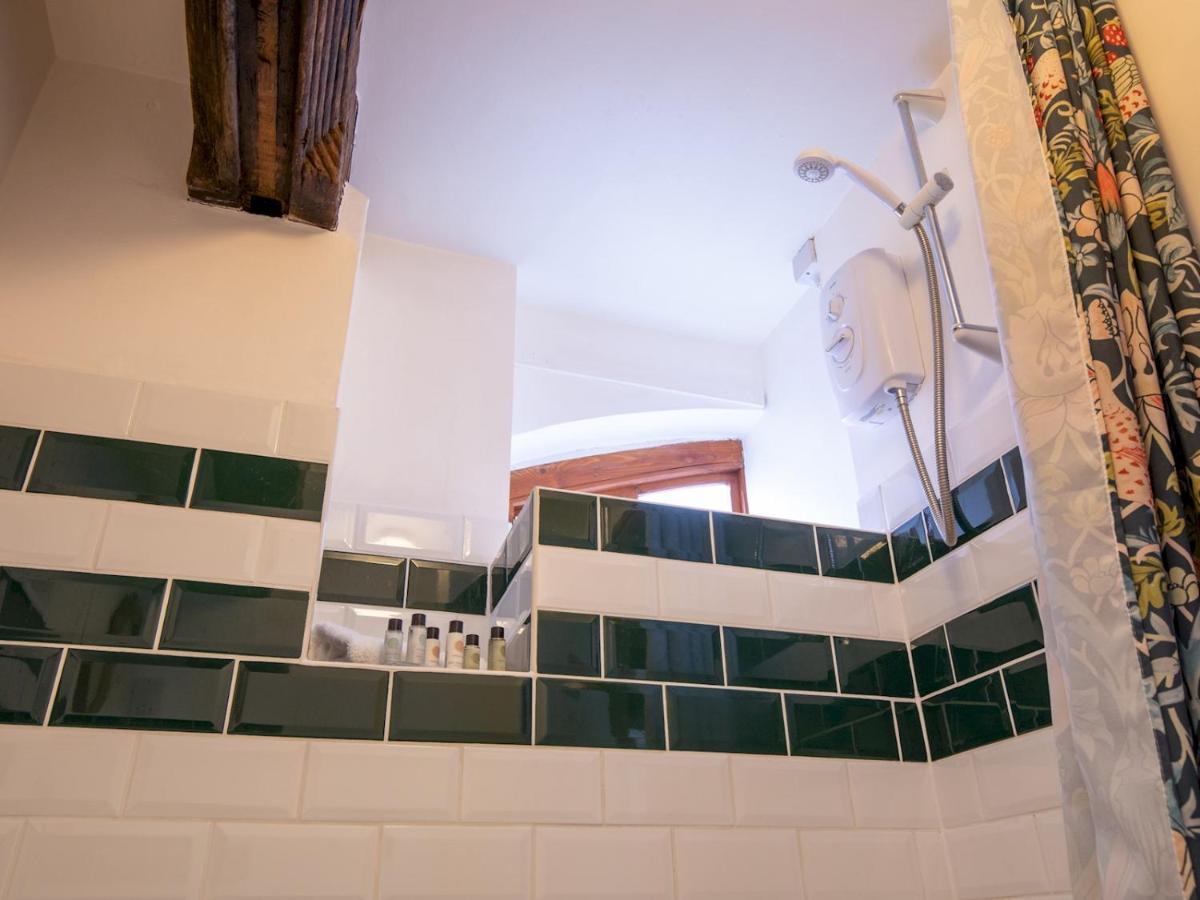 Pass The Keys Quaint 1 Bedroom Cottage In Church Stretton Exterior photo